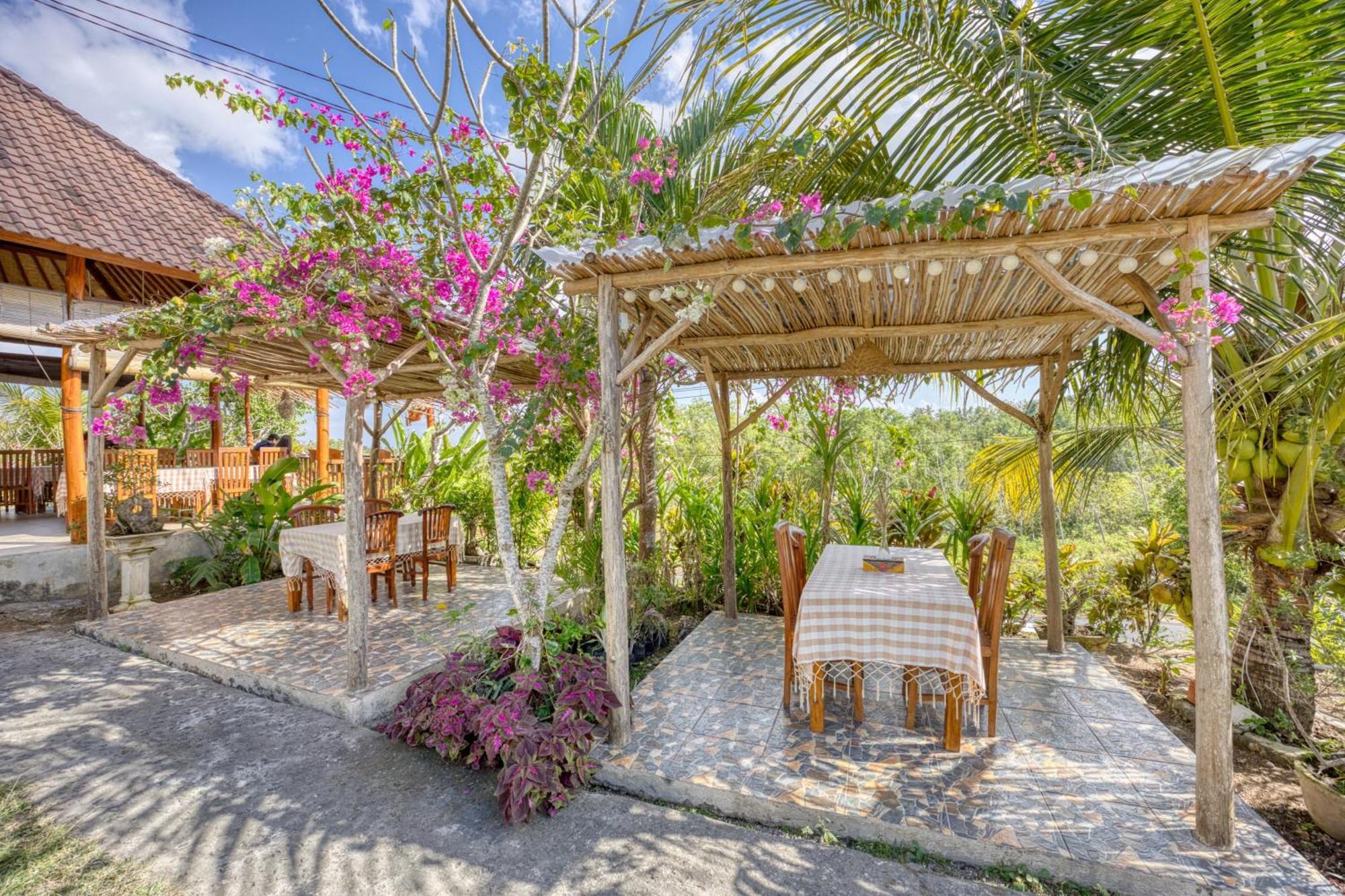 Bagia Bungalows Batumadeg Eksteriør billede